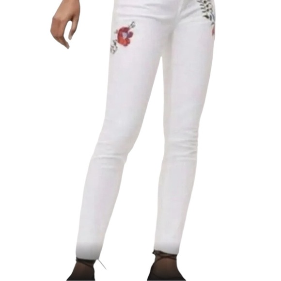 Loft Embroidered Jeans White - Picture 1 of 6